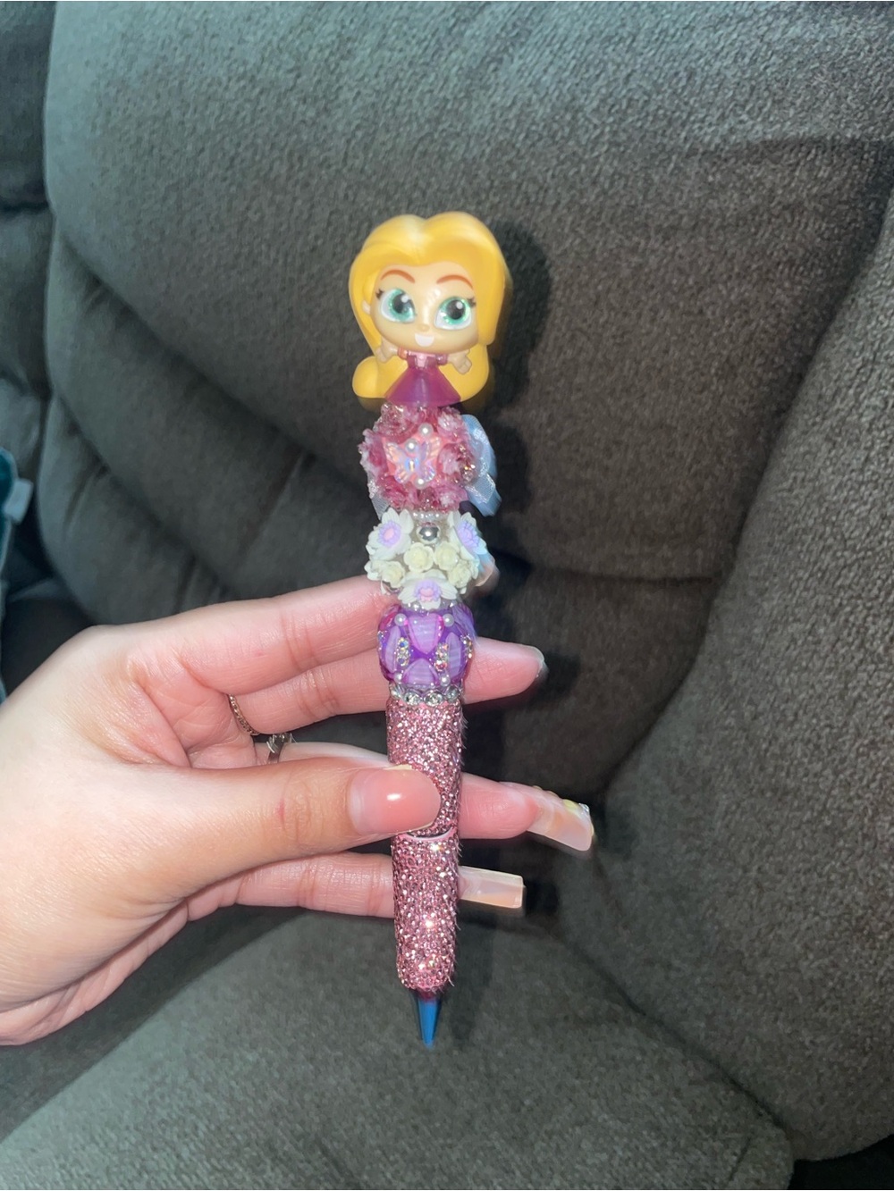 Rapunzel pen with pink glitter and purple floral embellishments #disney #glitter
